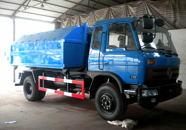 東風(fēng)12方勾臂垃圾車