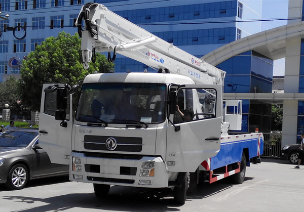 （22米）東風(fēng)天錦高空作業(yè)車