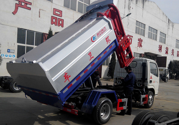 東風(fēng)8方掛桶垃圾車