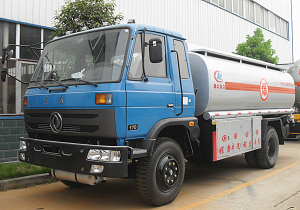 （12方）東風(fēng)145運(yùn)油車