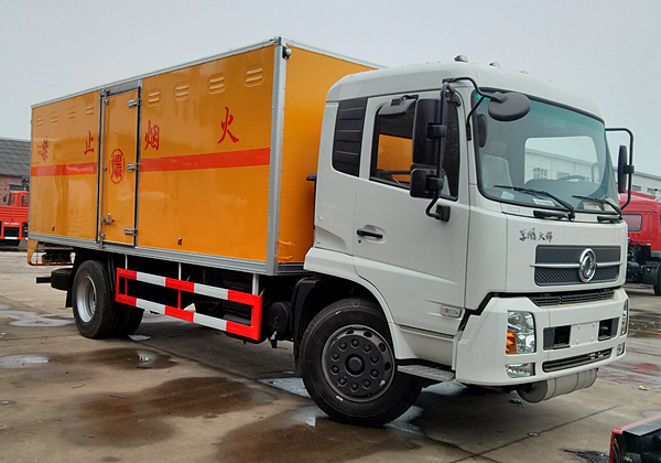 東風(fēng)天錦防爆車(chē)
