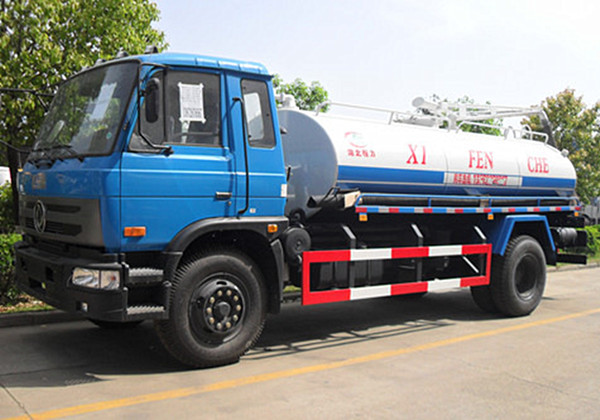 （8方）東風(fēng)145吸糞車