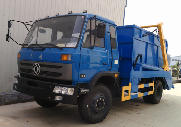 （12方）東風(fēng)153擺臂式垃圾車
