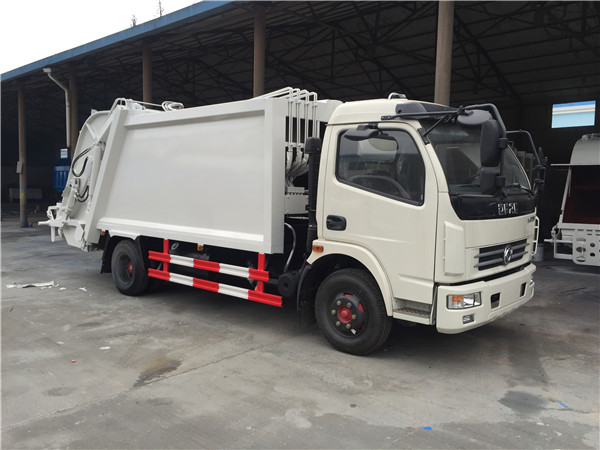 小區(qū)物業(yè)專用壓縮式垃圾車