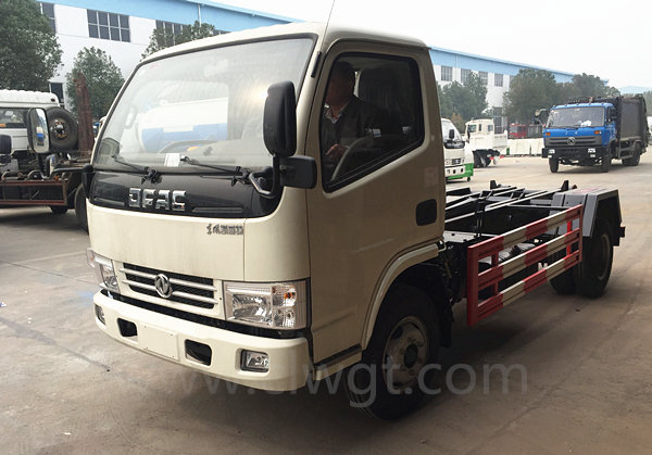 東風(fēng)凱普特5方勾臂式垃圾車