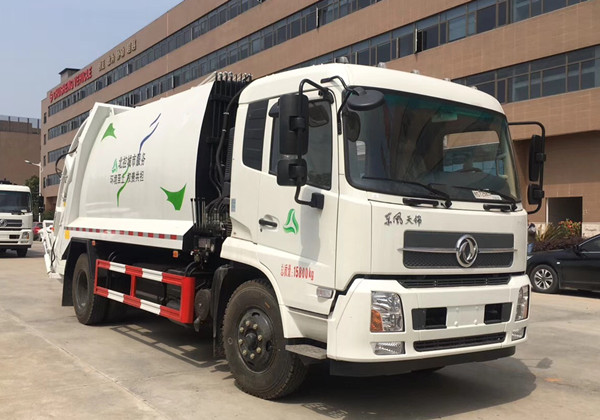 10噸東風(fēng)天錦壓縮式垃圾車順利發(fā)車