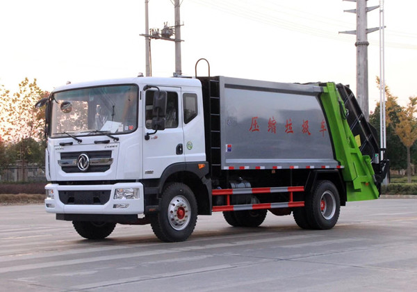 東風(fēng)D9(10-12立方)壓縮式垃圾車