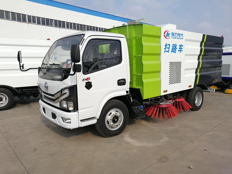 東風(fēng)多利卡D6掃路車