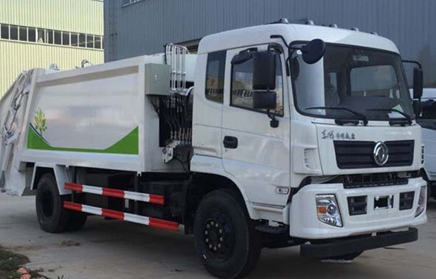 8方壓縮式垃圾車