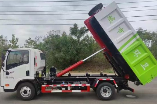 后裝壓縮式垃圾車和可卸式垃圾車哪個(gè)更好？