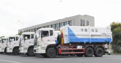 側(cè)裝壓縮式垃圾車