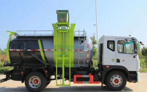 8方壓縮式垃圾車